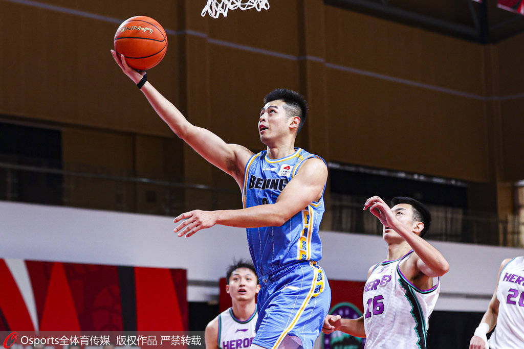 包含辽宁队险胜江苏队，陶汉林扛起全队的词条